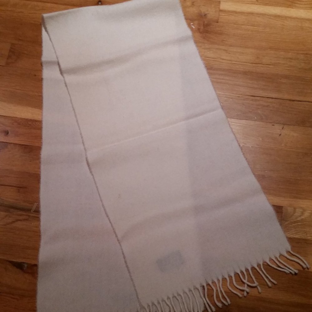 IVORY WOOL SCARF